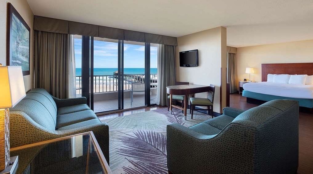 Port Canaveral Waterfront Hotels La Quinta