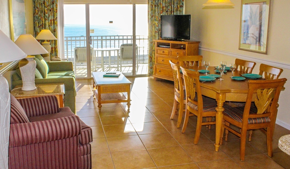 Port-Canaveral-Waterfront-Hotels-Discovery-Beach-Resort